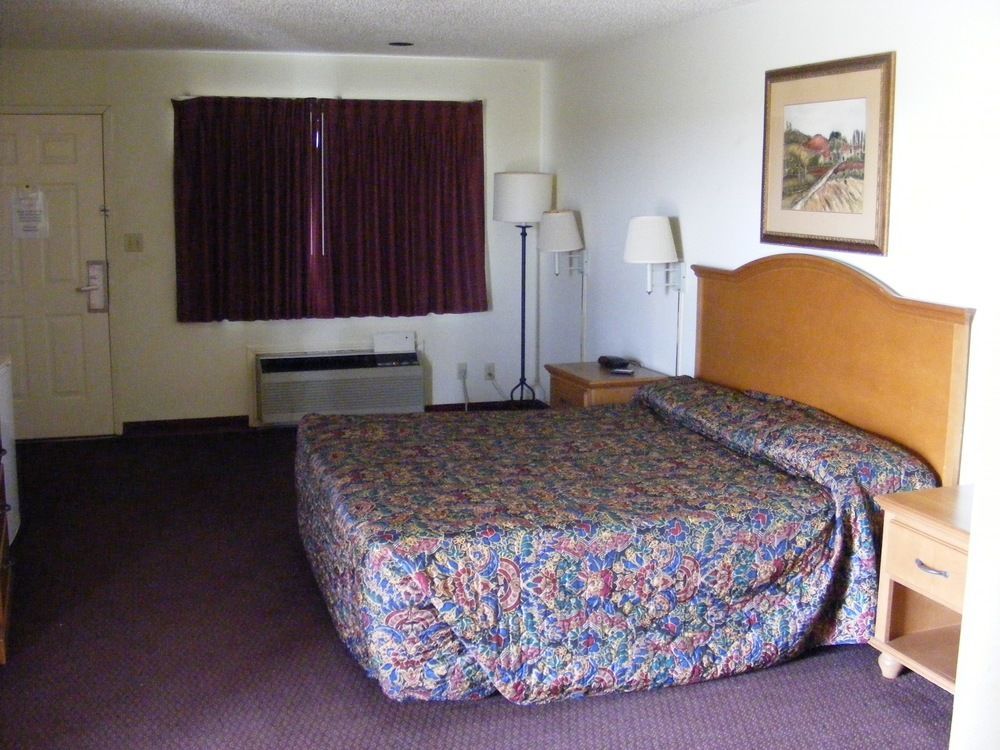 Americas Best Value Inn Lockhart Tx Esterno foto